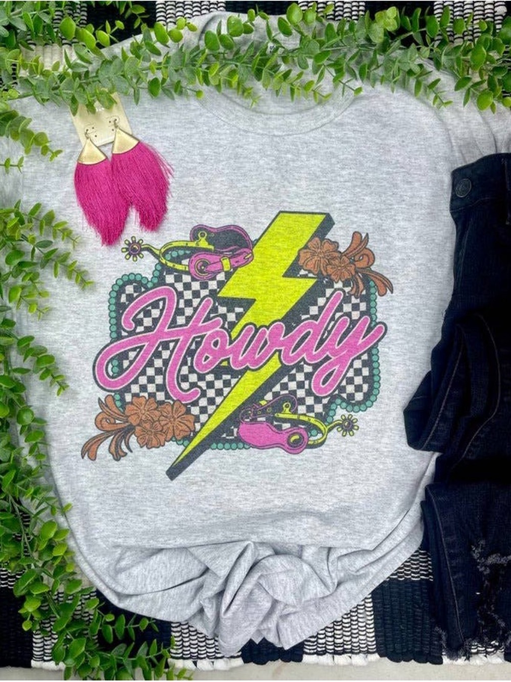 Howdy Bolt and Spurs Graphic Tee - Ash Grey - Picture 2 of 2